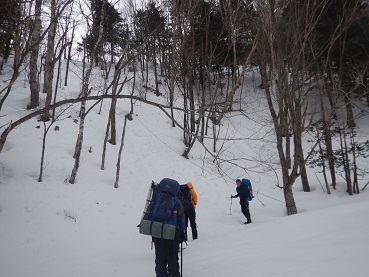 西尾根の取付き